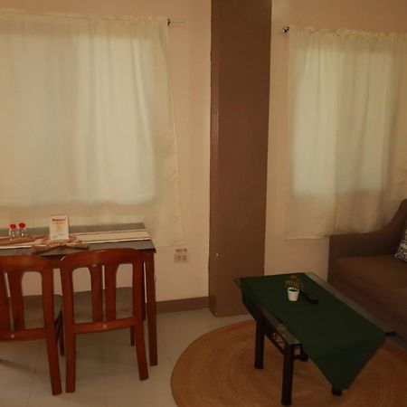 Jo-Cris Apartelle Lapu-Lapu City Exterior foto