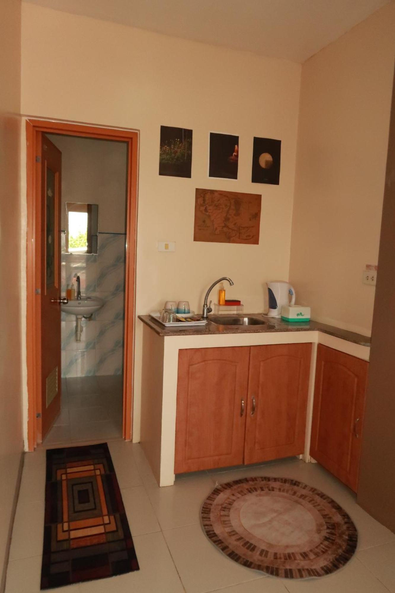 Jo-Cris Apartelle Lapu-Lapu City Exterior foto