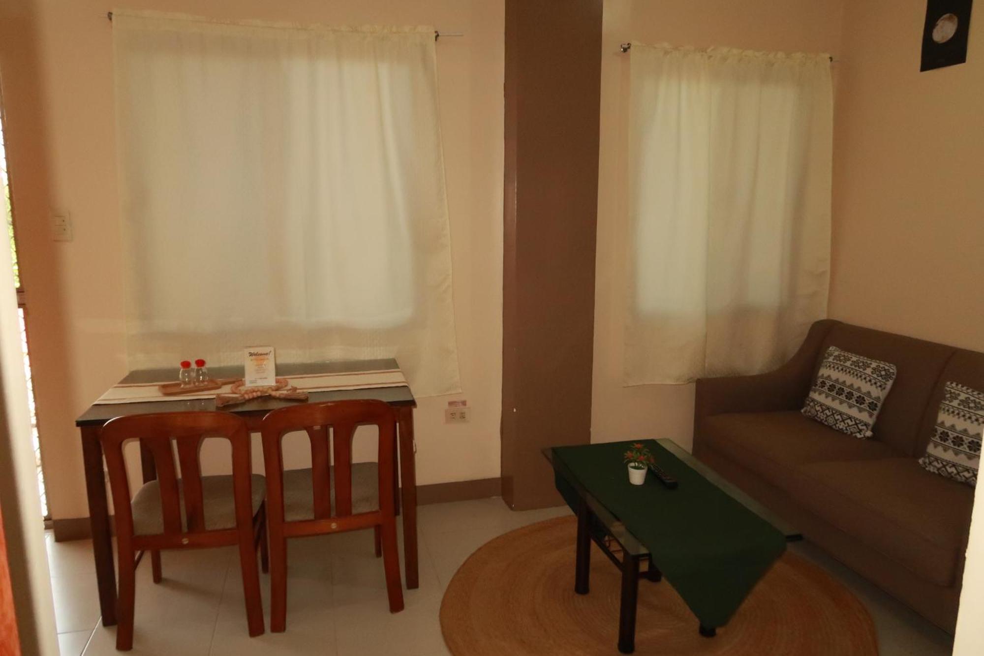 Jo-Cris Apartelle Lapu-Lapu City Exterior foto
