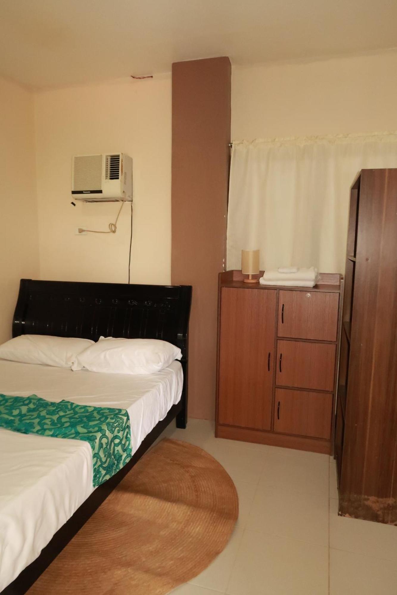 Jo-Cris Apartelle Lapu-Lapu City Exterior foto