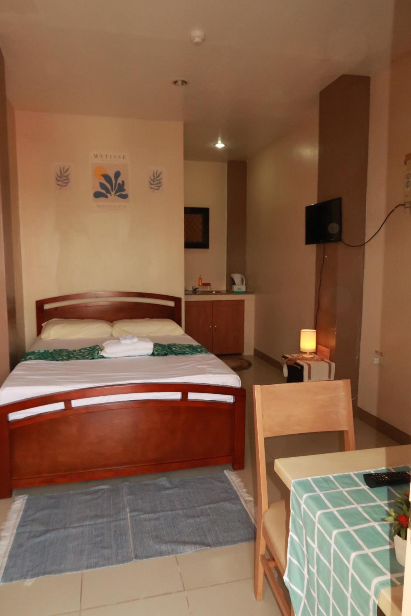 Jo-Cris Apartelle Lapu-Lapu City Exterior foto