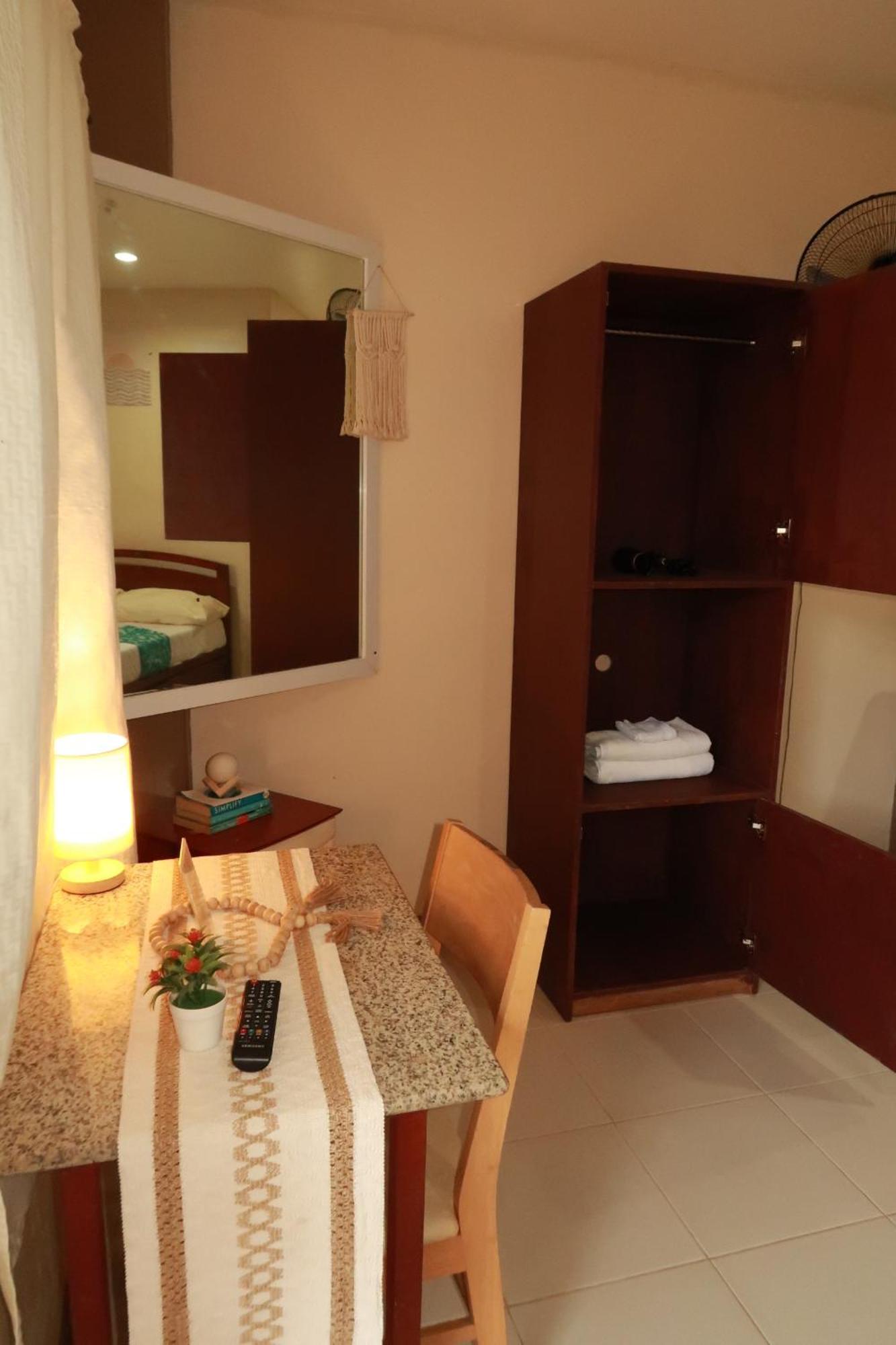 Jo-Cris Apartelle Lapu-Lapu City Exterior foto