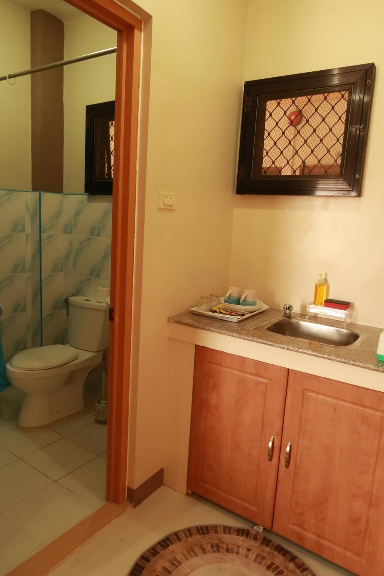 Jo-Cris Apartelle Lapu-Lapu City Exterior foto
