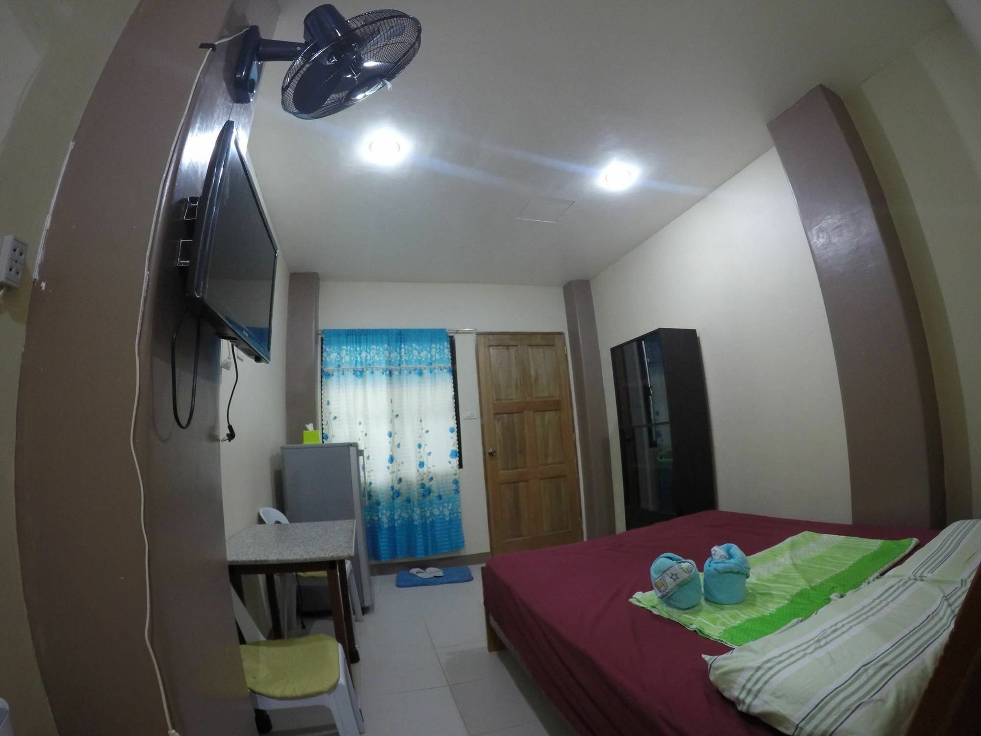 Jo-Cris Apartelle Lapu-Lapu City Exterior foto